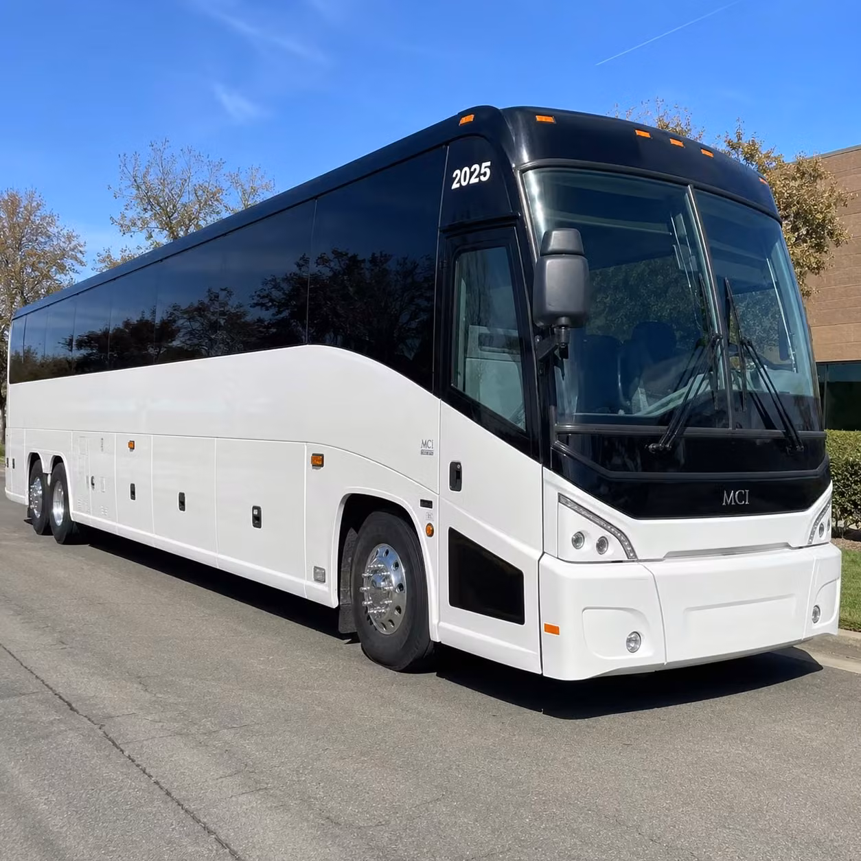 chase center concert bus rentals from san mateo