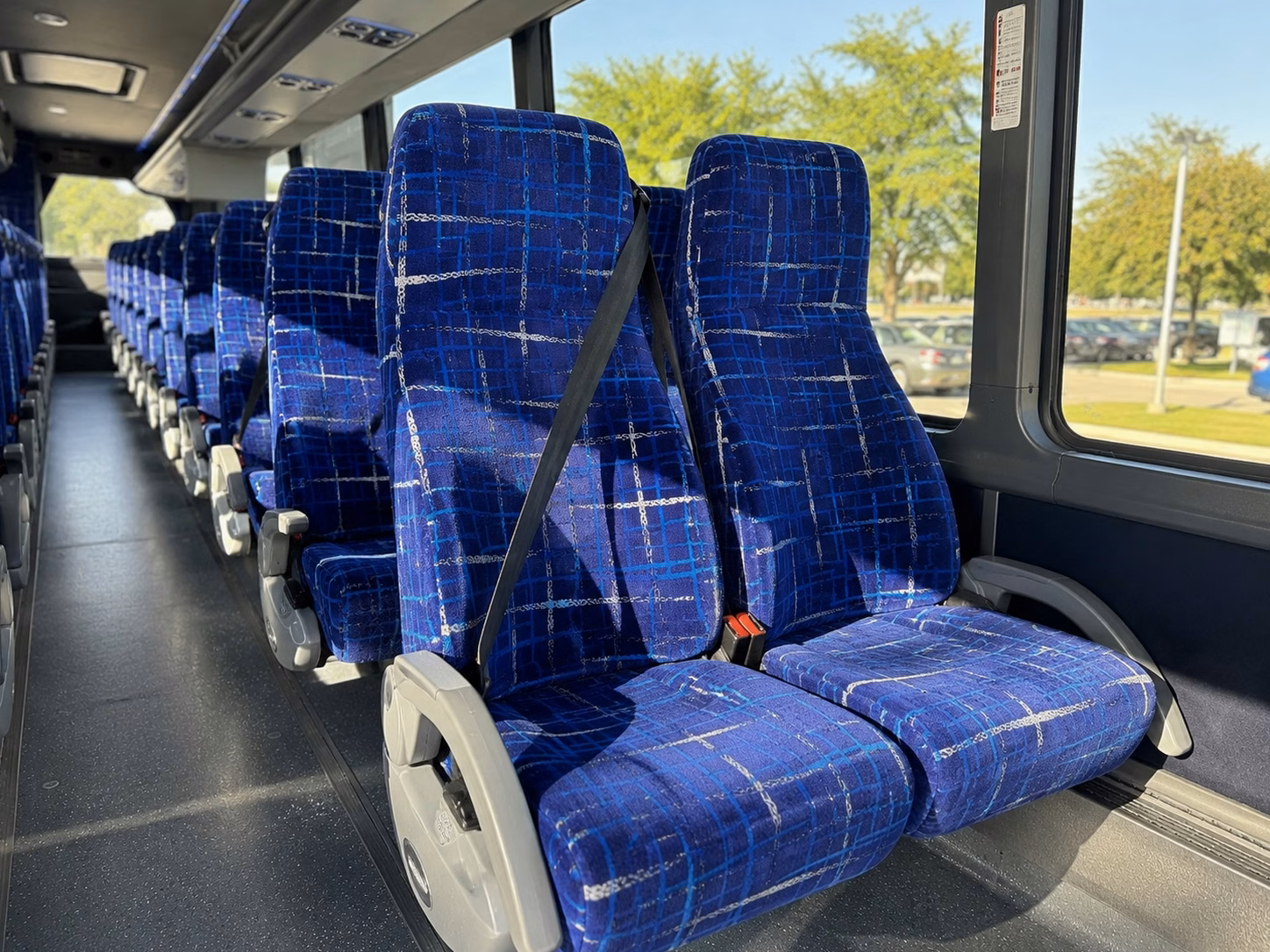 guest shuttles between san mateo hotels and your wedding venue