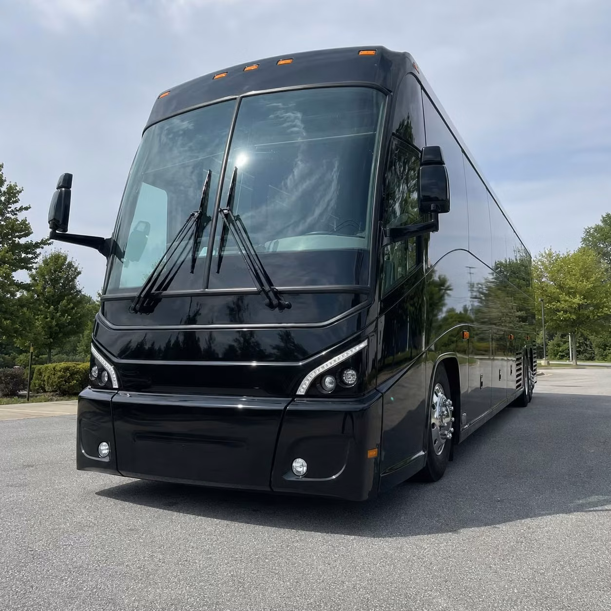 shuttle transportation between san mateo government facilities and sfo